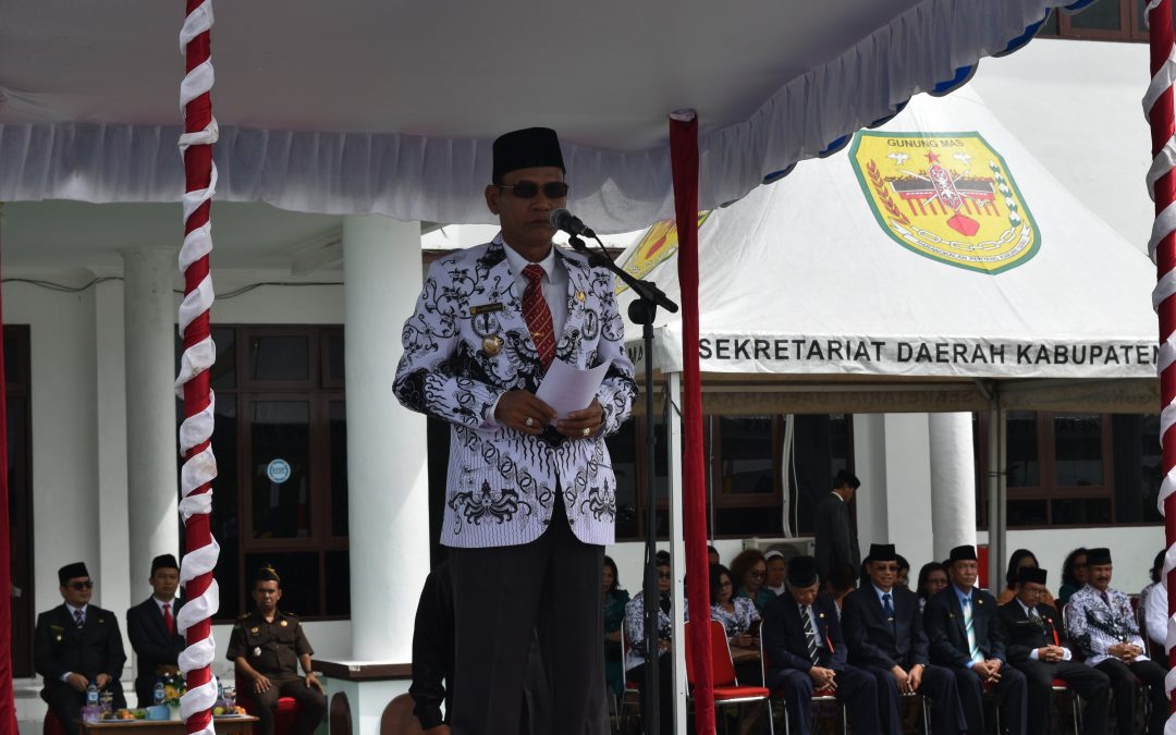 Upacara Hut “PGRI dan HGN” ke 73, Guru Diminta Kuasai Teknologi Informasi Super Cepat