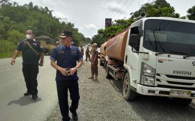 Mobil PBS yang Melintas Stop Selama Perbaikan Jalan