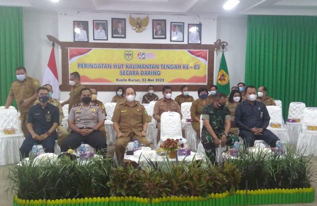 Pemkab Gunung Mas mengikuti Upacara Memperingati Hari Jadi ke- 65 Provinsi Kalimantan Tengah Tahun 2022 secara virtual