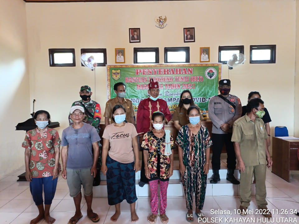 Babinsa Koramil Kahut Hadiri Penyaluran BLT DD Desa Tumbang Sian