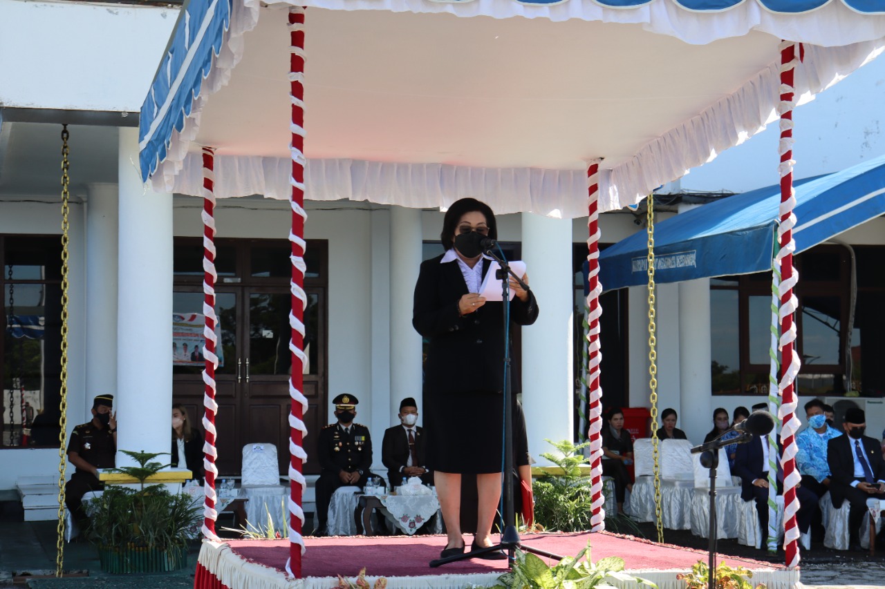 Wakil Bupati Efrensia L.P. Umbing peringati hari pendidikan nasional sebagai momentum pemulihan dan kebangkitan bersama