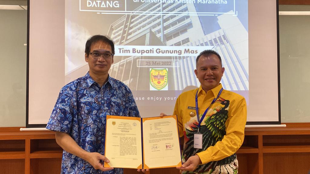Bupati Gumas telah menandatangani  Kesepakatan Bersama dengan Universitas Kristen Maranatha, Bandung