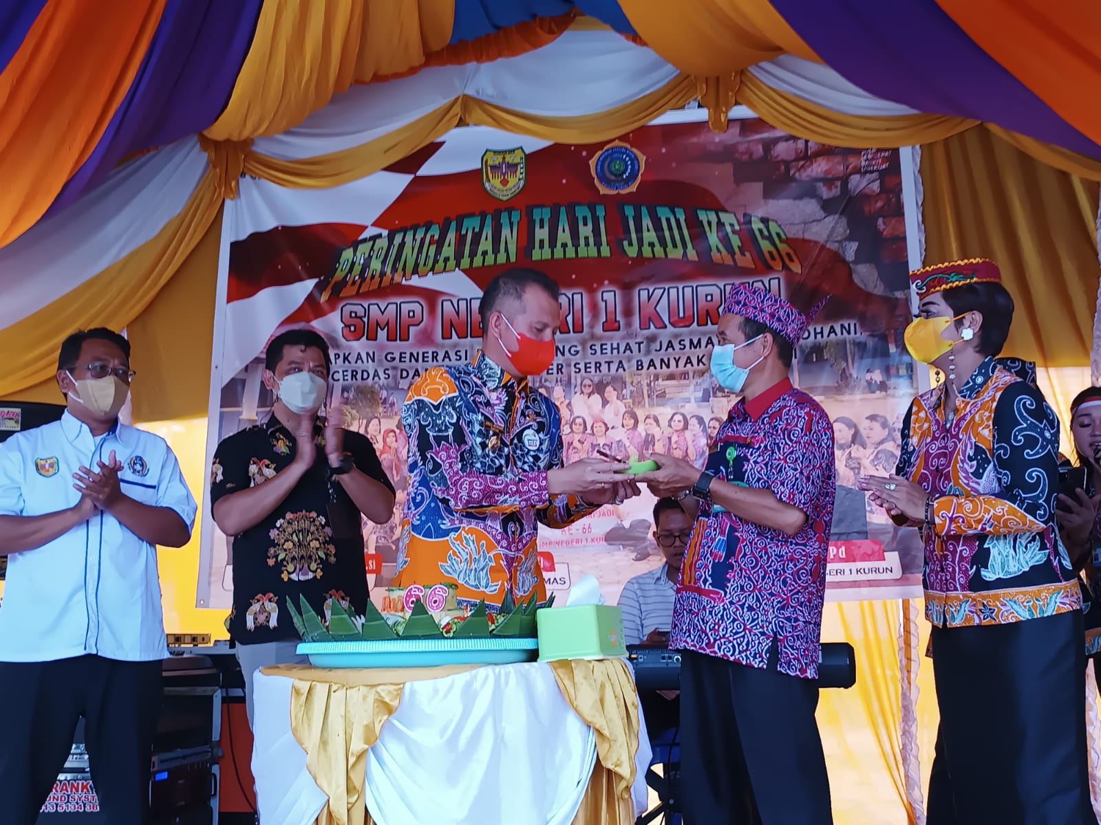 Bupati Gumas Menghadiri Perayaan HUT SMPN 1 Kurun Ke – 66