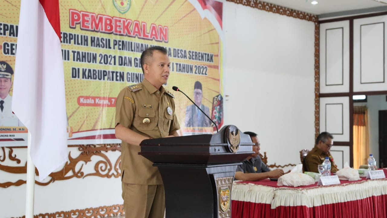 Bupati Membuka Kegiatan Pembekalan Kepala Desa Terpilih Hasil Pemilihan ...