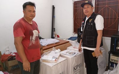 Distribusi Logistik Pemilukada Di Kecamatan Manuhing Semuanya Telah Sampai Di Tiap TPS